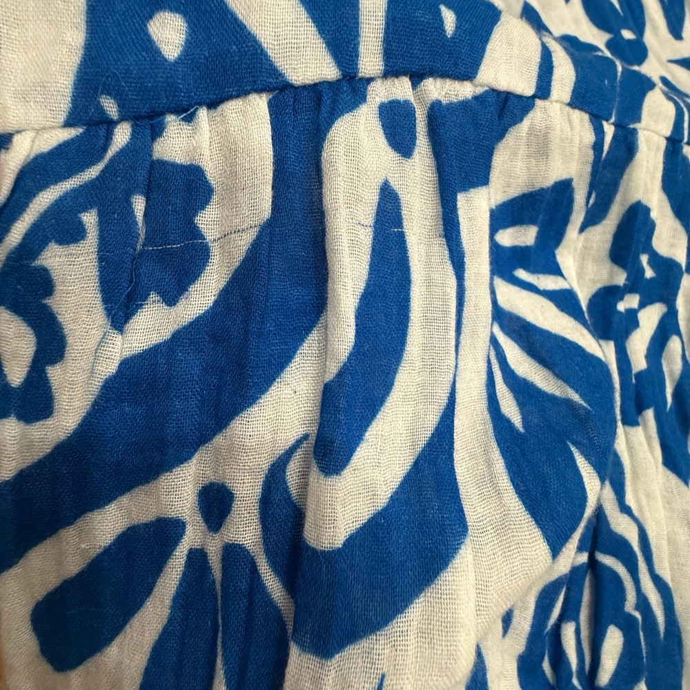 Velvet Blue and White Floral Puff-Sleeve Maxi Dress with Tiered Skirt - Picture 11 of 11